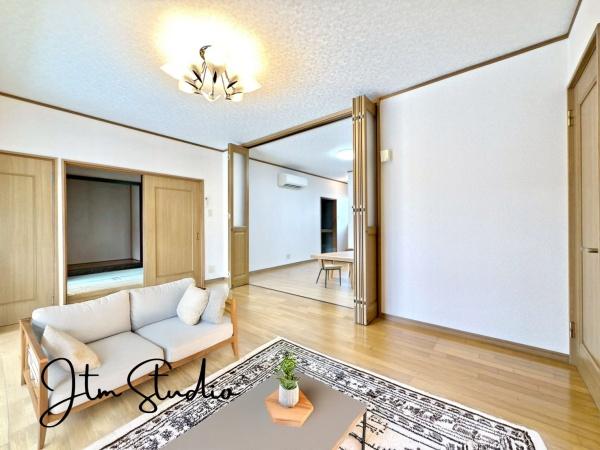 ���r���O �����ɂ݂͂�Ȃ��W���A�H���Ɗy������b���n�܂�B�b�ɖ����ɂȂ肷���āA��������Y��锼�߂��ɂȂ��Ă��܂��B����ȑ��̊Ԃ̍K�������������Ă����ꏊ�ł��肽����
���Ƌ��CG�ɂȂ�܂��B