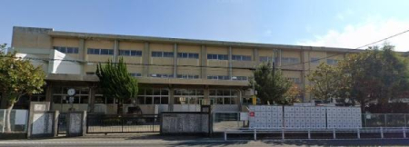 ���ӊ� �y���w�Z�z���ˎs�������k���w�Z�F750m