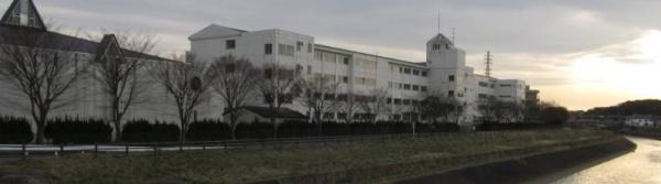 ���ӊ� �y���w�Z�z���ˎs�������k���w�Z�F650m