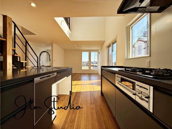 �L�b�`�� ��ƃX�y�[�X��傫���Ƃ����L�b�`�����v�w������ăL�b�`���ɗ����Ă����������₷����Ƃ肠��L���I�H��ނ���������ƕЕt�����[�͂����҂ł��܂���