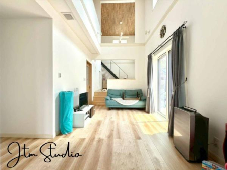 ���r���O �����ɂ݂͂�Ȃ��W���A�H���Ɗy������b���n�܂�B�b�ɖ����ɂȂ肷���āA��������Y��锼�߂��ɂȂ��Ă��܂��B����ȑ��̊Ԃ̍K�������������Ă����ꏊ�ł��肽����