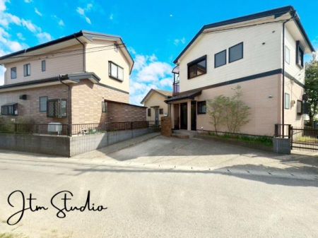 ���ԏ� ��Ƃ�̃J�[�X�y�[�X��Z�J���h�J�[�₨�F�B���ĂԂƂ��ɕ֗��Ȃ̂ŎԍD���̃p�p�ɂ��}�}�ɂ��������ł��ˁ�