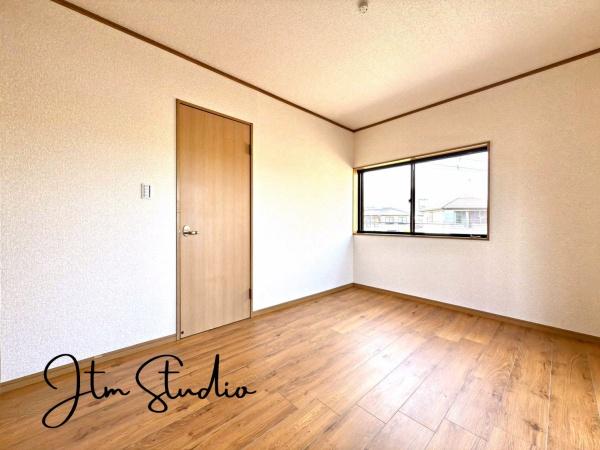 �m�� �Ƒ��c���̎��Ԃ��y���񂾌�ɂ̓v���C�x�[�g�ȋ�ԂŎ������𖞋i���Ă��������􎩕��̕����̃C���e���A�͂ǂ�ȃC���e���A�ɂ������ł�����