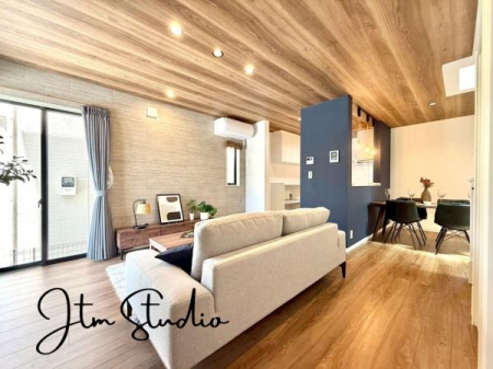 ���r���O �傫�ȑ�����̌����ӂ�閾�邢��ԁA���S�n�ǂ��A������芰����e���̋�Ԃł���Ƒ��c�R�̂��났�̎��Ԃ��߂����܂���