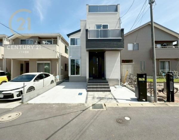 ���n�O�ώʐ^ �y�������܂����􍡂��������劽�}�ł���z
�����������F�����Ɛ������ꂽ�f�U�C�����ڂ������A�����݂̂���O�ρB���͂̊X���݂ɔ������Ȃ��݂Ȃ�����A��������Ƒ��݊��̂���Ȃ܂������͂ł���