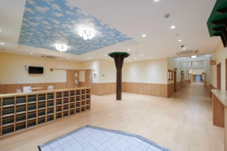 ���ӊ� �y�c�t���E�ۈ牀�z�R�X���X�̋u�����ۈ牀�F304m