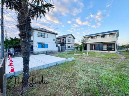 �O�ʓ��H�܂ތ��n�ʐ^ �u���̔N���ŏZ��[�����g�߂�̂��S�z�v
�u���Ȏ������Ȃ����ǏZ��[���g�߂�H�v
�Z��[���ɐ��ʂ����X�^�b�t�����q�l�̃}�C�z�[���w�����T�|�[�g�������܂���
���C�y�ɂ��⍇���������B