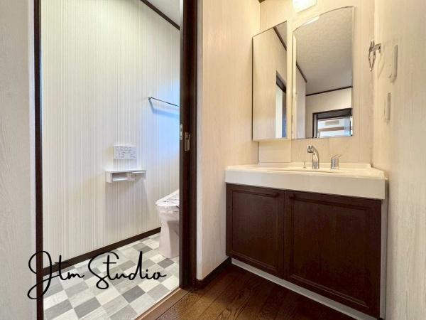 ���ʑ�E���ʏ� �e�K�ɐ��ʑ���������Ă��邽�߁A��􂢂₨�|�����X���[�Y�ɍs���܂��B���̖Z�������Ԃł����ʑ䂪2�䂠�邱�ƂŁA�Ƒ��݂�Ȃ������悭�����ł���̂��������|�C���g����K�ȕ�炵���T�|�[�g���܂��I