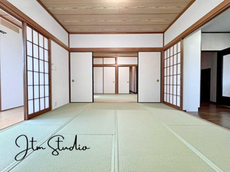 �a�� �^�^�~�̍��肪���炬��^����A�����b�N�X��ԁ������傫���J�����̂���a���ƂȂ��Ă���܂������{�l�̐S������u�a�v�̋�ԁB�䑐�̍���Y����Ԃ͖����̂ЂƎ������o���Ă���܂��I