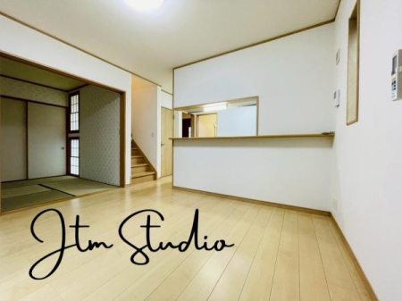 ���r���O �����ɂ݂͂�Ȃ��W���A�H���Ɗy������b���n�܂�B�b�ɖ����ɂȂ肷���āA��������Y��锼�߂��ɂȂ��Ă��܂��B����ȑ��̊Ԃ̍K�������������Ă����ꏊ�ł��肽����