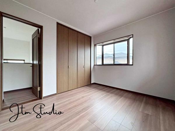 �q������ ���q�l�̐����Ƌ��Ɂu�Z�܂����v���ω����Ă����܂��B�����ɂ̓N���[�[�b�g���������A���R�x�̍����Ƌ�̔z�u�������V���v���ȋ�Ԃł���