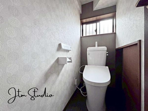 �g�C�� ��C�̊��C�Ƒ�����̌��̖��邳�ɔz�������������̂���g�C�����������̍D���ȃA���}��F���܂�u���ė���������Ԃ����o�A��l�ɂȂ���Ԃł�����A�����b�N�X�������ł��ˁ�