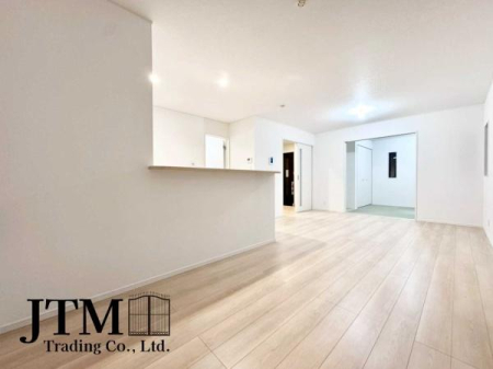 ���r���O �����ɂ݂͂�Ȃ��W���A�H���Ɗy������b���n�܂�B�b�ɖ����ɂȂ肷���āA��������Y��锼�߂��ɂȂ��Ă��܂��B����ȑ��̊Ԃ̍K�������������Ă����ꏊ�ł��肽����