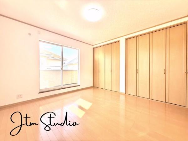 �q������ �Ƒ��c���̎��Ԃ��y���񂾌�ɂ̓v���C�x�[�g�ȋ�ԂŎ������𖞋i���Ă��������􎩕��̕����̃C���e���A�͂ǂ�ȃC���e���A�ɂ������ł�����