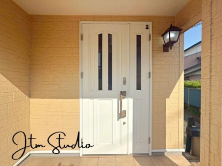 ���� ���ӊ����ꏏ�ɂ��ē��������܂���
�ʐ^�Ō���̂Ǝ��ی���̂Ƃł͕��͋C���ς��܂���
���C�y�ɂ��A������������