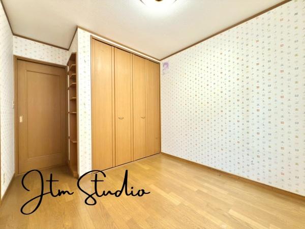 �m�� �����̔�������A�V����1�����}���鋏���B���C�ɓ���̃C���e���A�Ɉ͂܂ꂽ�f�G�ȋ�Ԃɍ��グ�鎖�ŁA�^�Ƀ����b�N�X�ł��鎞�Ԃ��߂������Ƃ��o�������ł��B