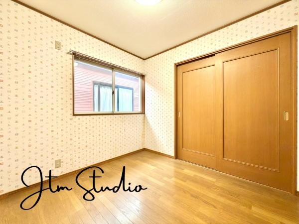 �m�� �����̔�������A�V����1�����}���鋏���B���C�ɓ���̃C���e���A�Ɉ͂܂ꂽ�f�G�ȋ�Ԃɍ��グ�鎖�ŁA�^�Ƀ����b�N�X�ł��鎞�Ԃ��߂������Ƃ��o�������ł��B