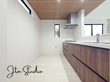 �L�b�`�� ���Ƒ����߂��Ɋ�������L�b�`���������������Ƒ��c�R�^�C���ł�����[�����Ղ�Ȃ̂ŗ������⒲�����ȂǍׂ��ȕ����X�b�L���Еt���܂���