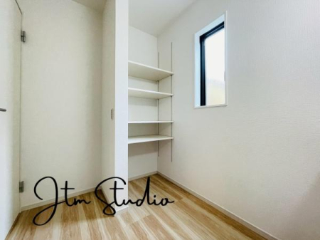 ���[ �G�ߕ�����p�i�̃X�g�b�N�A��̓���܂ł����Ղ���[�ł��鑠�́A������Ԃ��������萮����֗��ȃX�y�[�X���������ڂ����₷���A�����̕�炵�����K�ɁB�K�v�Ȃ��̂��������o����g������̗ǂ������͂ł���