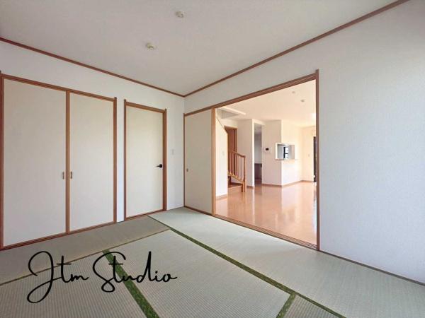 �a�� �^�^�~�̍��肪���炬��^����A�����b�N�X��ԁ������傫���J�����̂���a���ƂȂ��Ă���܂������{�l�̐S������u�a�v�̋�ԁB�䑐�̍���Y����Ԃ͖����̂ЂƎ������o���Ă���܂��I