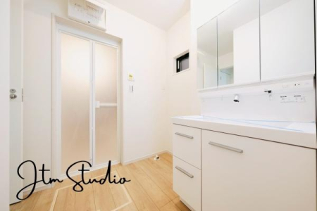 ���ʑ�E���ʏ� 3�ʋ��d�l�̐��ʑ�􋾂̌��̎��[�I���ƂĂ��[�����Ă���܂��I�R�X������D���ȉ��l���A���q�͍�������l�l�������Ƃ�����������������[�͂ł���