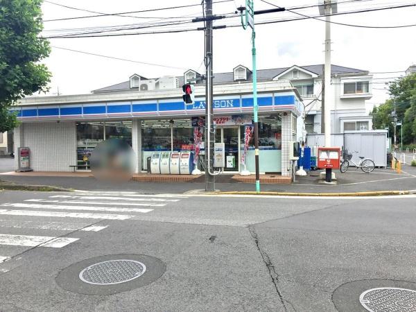 ���ӊ� �y�R���r�j�z���[�\���V���˓X�F300m