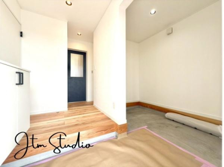 ���� ���ւɂ̓V���[�Y�{�b�N�X�̑��ɃV���[�Y�C���N���[�N�������I�Ƒ��̑����������S�̎��[�́�A�E�g�h�A�p�i��A���q�l�̃x�r�[�J�[�����̂܂܎��[�ł��ĕ֗���