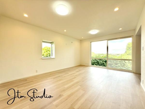 ���r���O ���r���O���L���Ƃ͂����ƁA�Ƒ����W�܂�c�R�����܂��ƂƂȂ�܂����Ƒ��̏Ί炪�z���ł���Ƃ����Ј�x������������