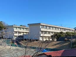 ���ӊ� �y���w�Z�z�s���s���o�蓌���w�Z�F1270m