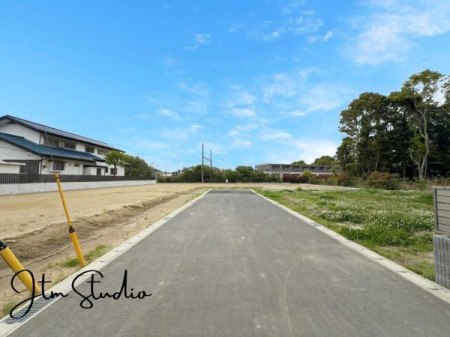 �O�ʓ��H�܂ތ��n�ʐ^ �O�ʓ��H�͌�ʗʂ����Ȃ��A���ʂ��������̂ŎԌɓ��ꂪ�X���[�Y�������g���Ԃ����炱���A�X�g���X�t���[�͊������ł��ˁ�
���ӊ����ꏏ�ɂ��ē��������܂���
���Ђ��C�y�ɂ��A������������