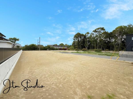 ���̑����n ���ӊ����ꏏ�ɂ��ē��������܂���
�ʐ^�Ō���̂Ǝ��ی���̂Ƃł͕��͋C���ς��܂���
���C�y�ɂ��A������������