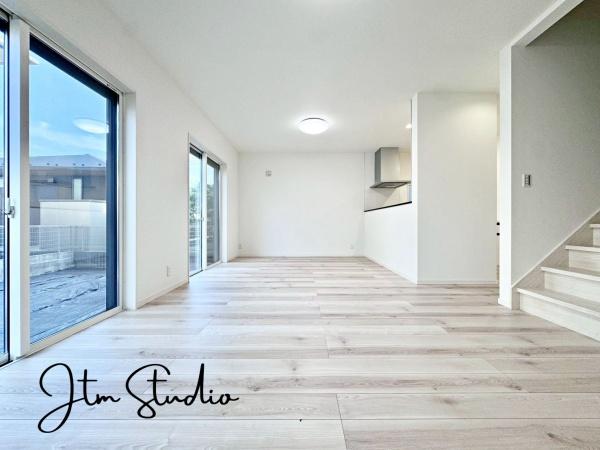 ���r���O ���r���O���L���Ƃ͂����ƁA�Ƒ����W�܂�c�R�����܂��ƂƂȂ�܂����Ƒ��̏Ί炪�z���ł���Ƃ����Ј�x������������