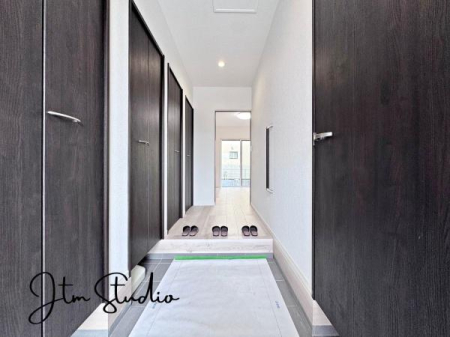 ���� ���ւɂ̓V���[�Y�{�b�N�X�̑��ɃV���[�Y�C���N���[�N�������I�Ƒ��̑����������S�̎��[�́�A�E�g�h�A�p�i��A���q�l�̃x�r�[�J�[�����̂܂܎��[�ł��ĕ֗���