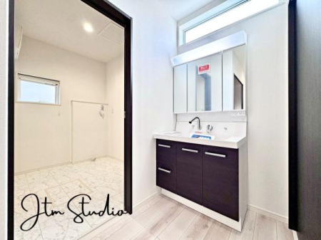 ���ʑ�E���ʏ� 3�ʋ��d�l�̐��ʉ��ϑ䁝���̗��ɂ����[���������܂��̂ŁA���u���V�≻�ϕi�Ȃǂ̏����ނ�����������[�ł��܂���