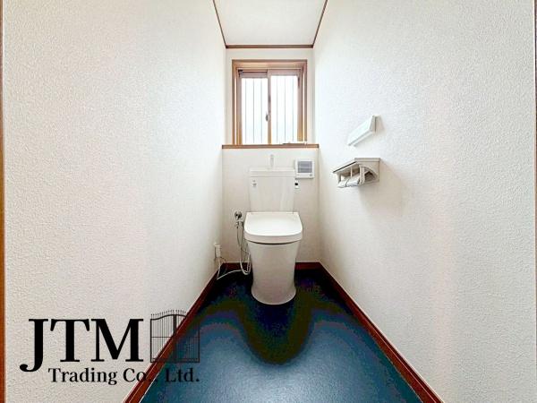 �g�C�� ��C�̊��C�Ƒ�����̌��̖��邳�ɔz�������������̂���g�C�����������̍D���ȃA���}��F���܂�u���ė���������Ԃ����o�A��l�ɂȂ���Ԃł�����A�����b�N�X�������ł��ˁ�