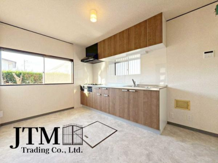 ���r���O �y���t�H�[���{�H��z
�g���₷���ɍS�����L�b�`���B������ꂵ�₷���f�ނƏ[���������[�Ŗ����̉Ǝ������K�ɃT�|�[�g�B
��������̎ʐ^�͎{�H��ɂȂ�܂��B���ۂ̎d�l�Ƃ͈قȂ�ꍇ���������܂��B
