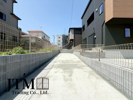 ���ԏ� �J�[�X�y�[�X����������m�ہ�Z�J���h�J�[�₨�F�B���ĂԂƂ��ɕ֗��Ȃ̂ŎԍD���̃p�p�ɂ��}�}�ɂ��������ł��ˁ�