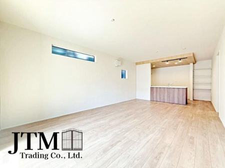 ���r���O �Ƒ������R�ƏW�܂�Ί�Ɖ�b���₦�Ȃ����r���O�́A���������Ȍ����������݁A�������Ƃ����L���Ƌ��S�n�̗ǂ������˔����Ă��܂��B