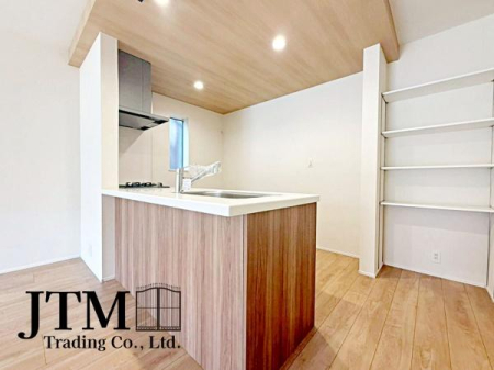 �L�b�`�� ���q�l���V�Ԏp�������Ȃ��炨�������\�ł��I�ڂƖڂ������A���q�l�����S���ă��r���O�ŗV�񂾂�A�h��₨�׋���������ł��܂��ˁ�
