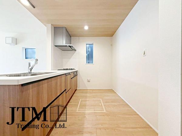 �L�b�`�� ��ƃX�y�[�X��傫���Ƃ����L�b�`�����v�w������ăL�b�`���ɗ����Ă����������₷����Ƃ肠��L���I�H��ނ���������ƕЕt�����[�͂����҂ł��܂���