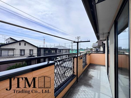 �o���R�j�[ ������������Z��X�ł������͂ɂ͍����������Ȃ��A�󂪍L���J����������A�z�������傫���Ղ��邱�Ƃ�����܂���I�C�����̗ǂ������ʂ蔲����X���݂ł���