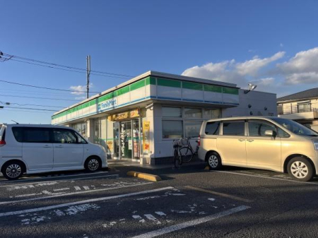 ���ӊ� �y�R���r�j�z�t�@�~���[�}�[�g����ݖ쒆�������ړX�F921m