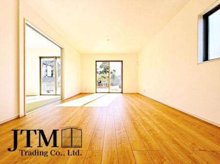 ���r���O �z������̗ǂ����r���O�́A���邭���������ɕ�܂ꂽ���S�n�̂�����Ԃł��B���R�Ȍ����������݁A�Ƒ��݂�Ȃ������b�N�X���ĉ߂�����ꏊ�ɂȂ�܂��B