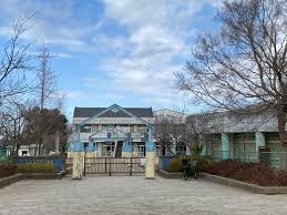 ���ӊ� �y���w�Z�z�s���s�����̍]���w�Z�F100m