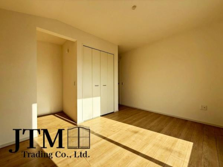 �Q�� ���[����������Ɗm�ۂ���Ă���̂ŁA�������S�̂��L�����g�����������܂���
�����̕����ŉ߂������Ԃ��[�����܂���
��CG�������s���Ă��邽�߁A����ƈقȂ�ꍇ���������܂��B
