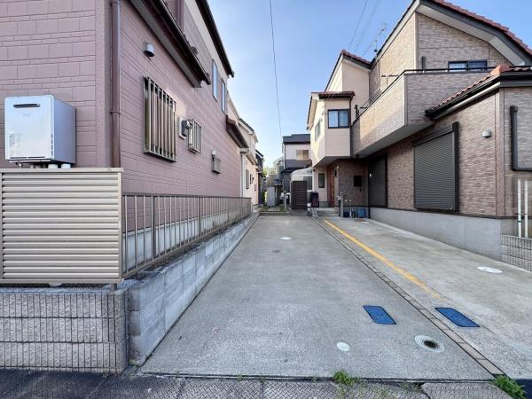 �O�ʓ��H�܂ތ��n�ʐ^ �u���̔N���ŏZ��[�����g�߂�̂��S�z�v
�u���Ȏ������Ȃ����ǏZ��[���g�߂�H�v
�Z��[���ɐ��ʂ����X�^�b�t�����q�l�̃}�C�z�[���w�����T�|�[�g�������܂���
���C�y�ɂ��⍇���������B