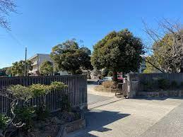 ���ӊ� �y���w�Z�z�s���s���������䒆�w�Z�F1006m