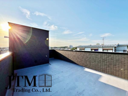 �o���R�j�[ �����Ղ�̗z���������L�X�o���R�j�[�́A���󕨊����͂������A�ƒ�؉��₨�q�l�̐��V�сA���̃J�t�F�^�C���Ȃǎg�������낢���g�Ђ���h�Ɓg���h��������A��炵��L���ɂ����ґ�ȋ�Ԃł���