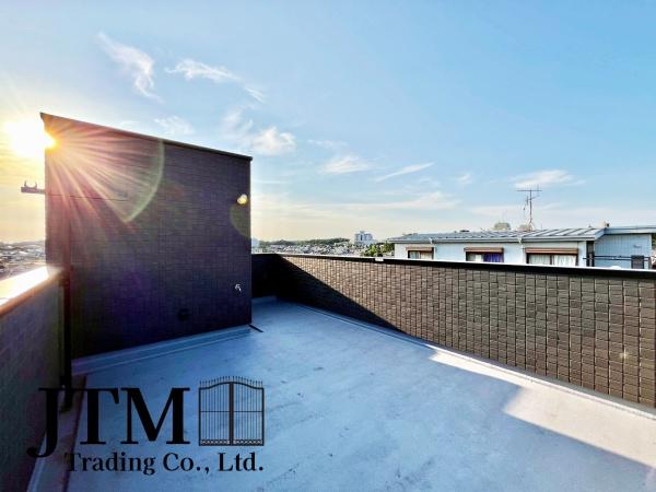 �o���R�j�[ �����Ղ�̗z���������L�X�o���R�j�[�́A���󕨊����͂������A�ƒ�؉��₨�q�l�̐��V�сA���̃J�t�F�^�C���Ȃǎg�������낢���g�Ђ���h�Ɓg���h��������A��炵��L���ɂ����ґ�ȋ�Ԃł���