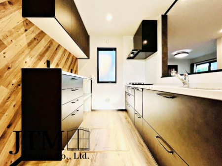 �L�b�`�� ��ƃX�y�[�X��傫���Ƃ����L�b�`�����v�w������ăL�b�`���ɗ����Ă����������₷����Ƃ肠��L���I�H��ނ���������ƕЕt�����[�͂����҂ł��܂���